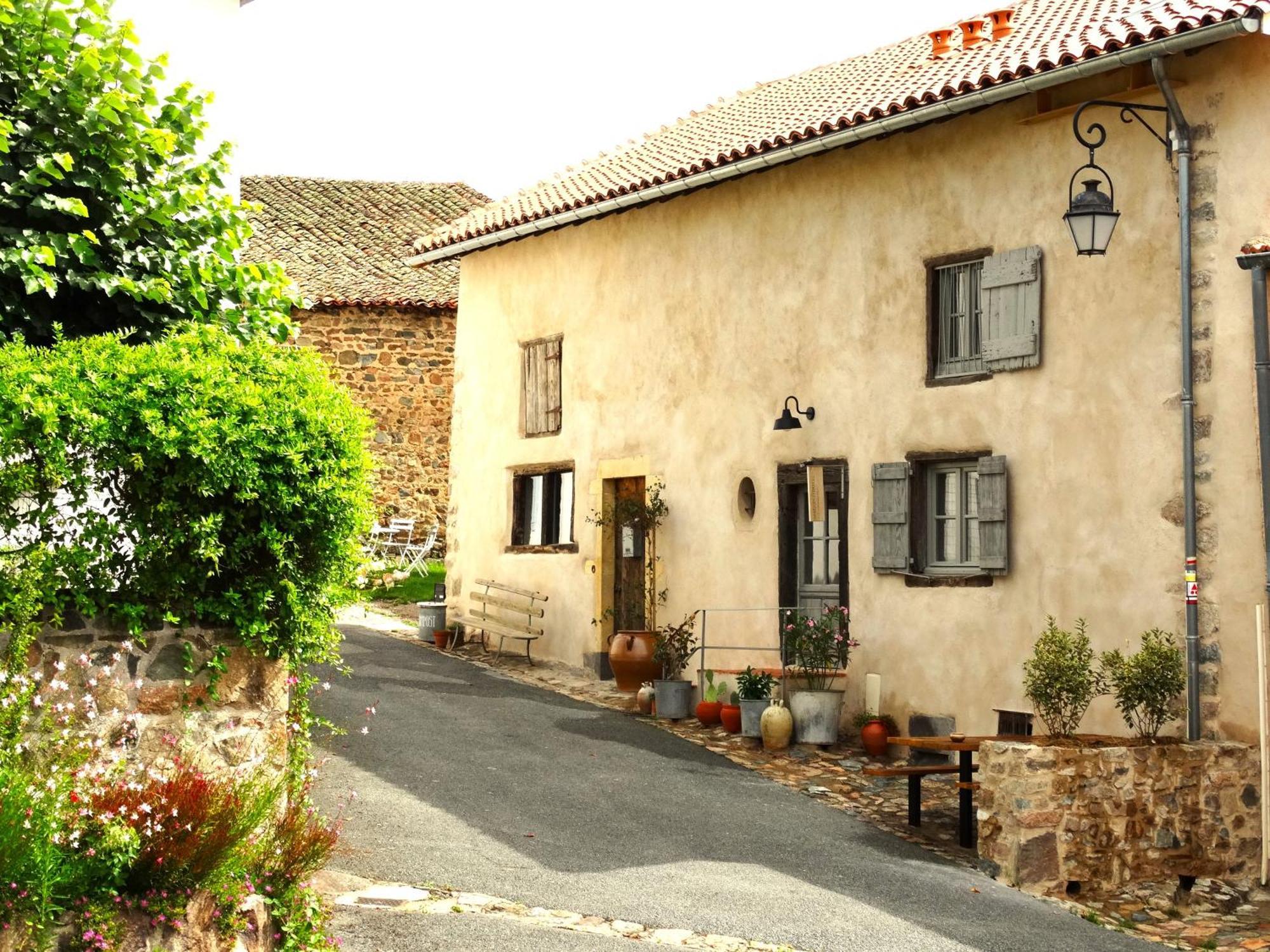 Saint-Jean-Saint-Maurice-sur-Loire Gites Les Pittoresques מראה חיצוני תמונה